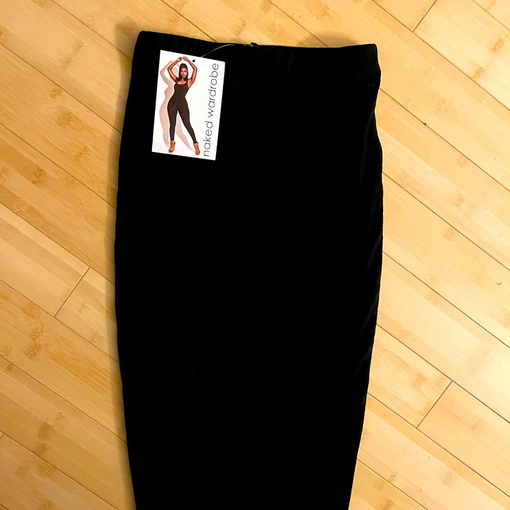 Naked Wardrobe super stretch jersey knot pencil skirt